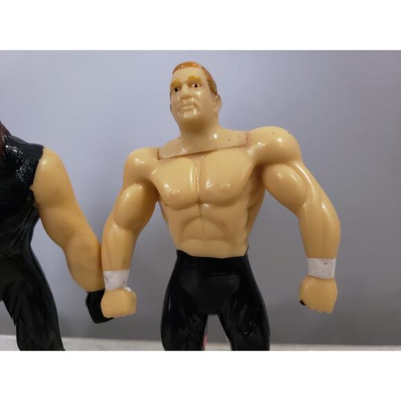 Lot 3 Vintage 1998 Wrestling Bend 'Ems Undertaker Goldust Mini Small 90s WWF WCW - Picture 4 of 5